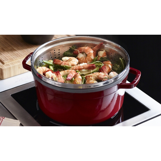 Cratita de fonta STAUB "La Cocotte" + Cadou: Accesoriu pentru fierbere la aburi, (26cm, Rosie)