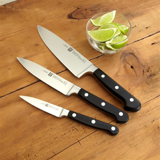 Promotie : Set ZWILLING PROFESSIONAL „S” 3 piese: Cutitul Bucatarului 200mm + Cutit de Feliat 160mm + Cutit de Legume si Fructe 80mm