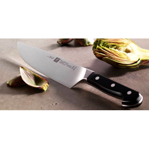 Set Promotional ZWILLING "PRO":  Cutitul Bucatarului 200mm + Cutit Santoku 180mm + Cutit Universal 130mm+ Cutit pentru Legume si Fructe  90mm