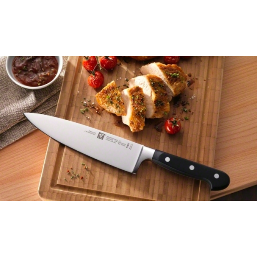 Cutitul Bucatarului Zwilling Professional „S” 200mm