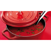 Cratita de fonta STAUB "La Cocotte" + Cadou: Accesoriu pentru fierbere la aburi, (26cm, Rosie)